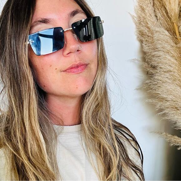 VINTAGE Y2K 90s Gold Metal Square Black Mini Etched Sunglasses Unisex Sunnies - Picture 2 of 12